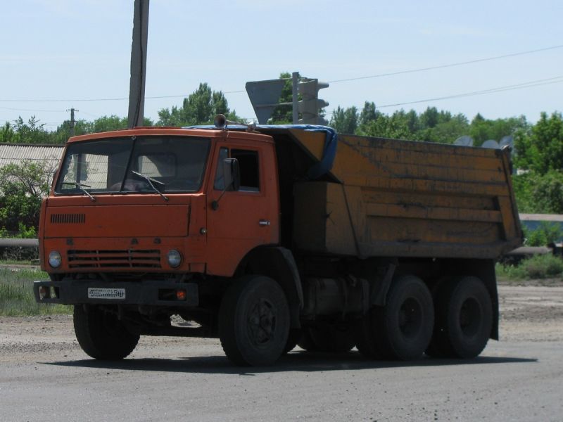 Автомобиль «КамАЗ» и установленная на него система GPS мониторинга «QUANT-SYSTEMS» Автомобиль «КамАЗ» и установленная на него система GPS мониторинга «QUANT-SYSTEMS»
